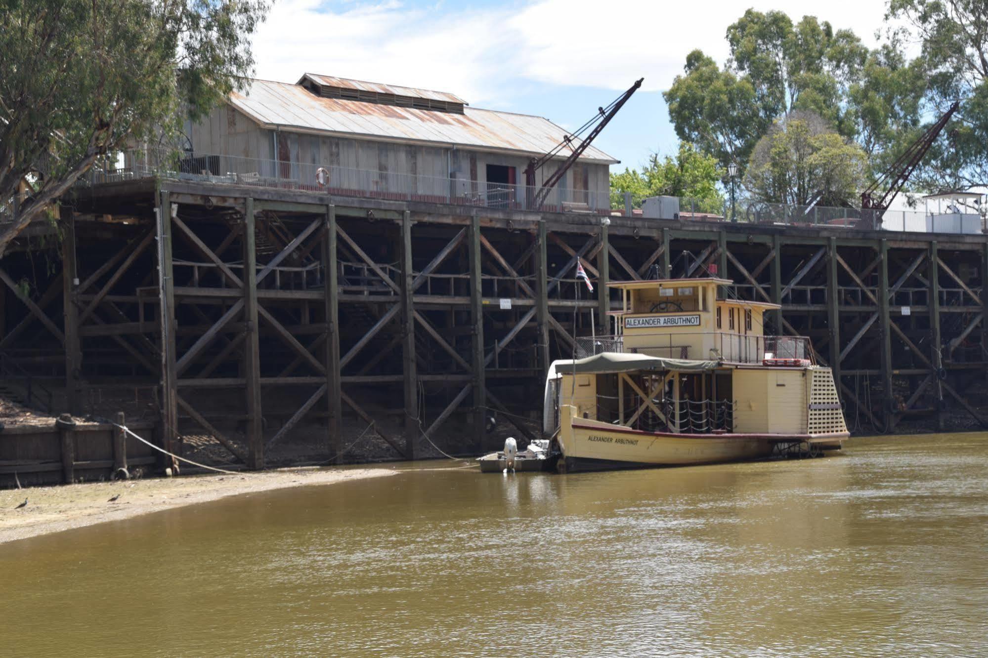 Big River Motel Echuca Exterior foto